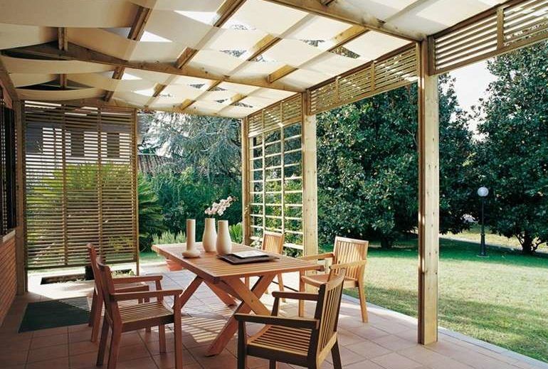 Pon una pérgola de madera en tu vida