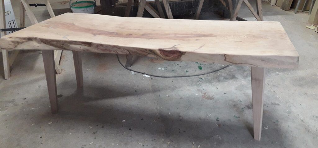 Mesa cerdeña